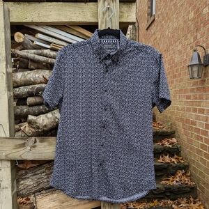 Denim & Flower Men's Black Floral Button Down Short Sleeve Shirt - Small